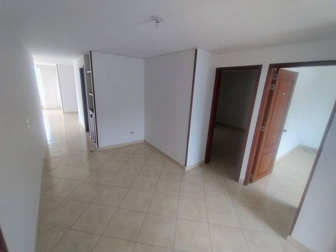Apartamento de 3 alcobas en venta en La Pola, Ibagué, 140 m² · foto 22 de 24