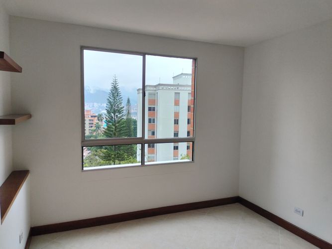 Apartamento de 3 alcobas en arriendo en El Poblado, Medellín, 125 m² · foto 10 de 15