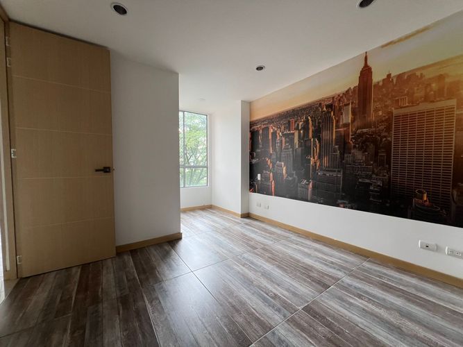 Apartamento de 3 alcobas en arriendo en Loma Del Esmeraldal, Envigado, 87 m² · foto 13 de 18