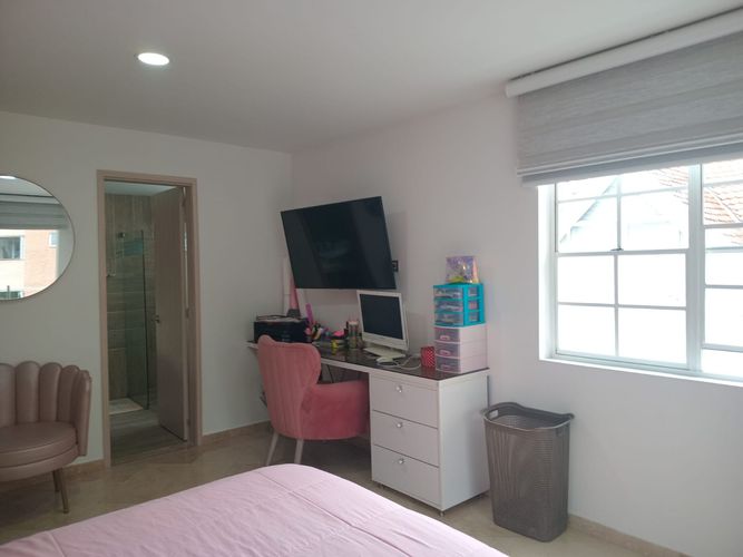 Casa de 4 alcobas en venta en El Poblado, Medellín, 375 m² · foto 14 de 20