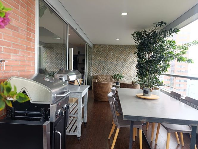 Apartamento de 3 alcobas en venta en El Poblado, Medellín, 294 m² · foto 20 de 20