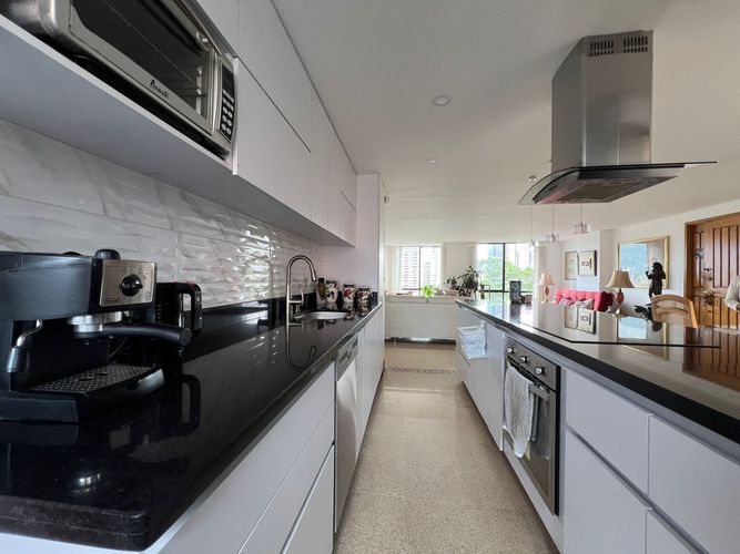 Apartamento de 3 alcobas en venta en Santa María De Los Ángeles, Medellín, 139 m² · foto 7 de 17