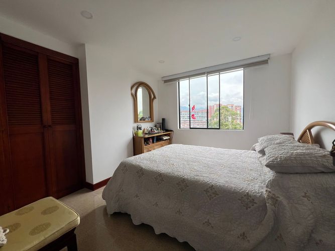 Apartamento de 3 alcobas en venta en Santa María De Los Ángeles, Medellín, 139 m² · foto 11 de 17