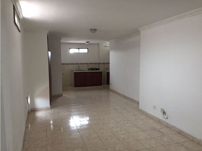 Edificio en arriendo en El Piloto, Cali, 100 m² · foto 17 de 24