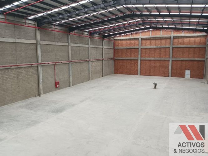 Bodega en arriendo en Zona Franca, Rionegro, 1923 m² · foto 8 de 11