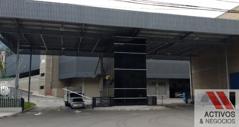 Bodega en arriendo en La Tablaza, La Estrella · foto 2 de 14