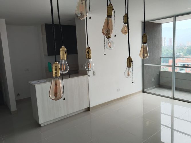 Apartamento en venta en Prados De Sabaneta, Sabaneta · foto 2 de 9