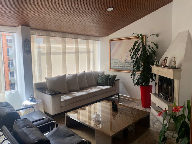 Apartamento en venta en Bella Suiza, Bogotá · foto 2 de 24