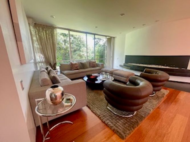 Casa de 4 alcobas en venta en Santa Ana Oriental, Bogotá, 500 m² · foto 2 de 22