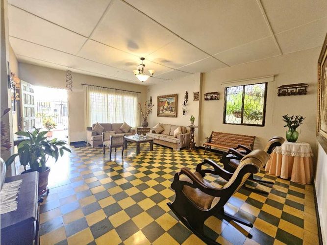 Casa de 3 alcobas en venta en Paraiso, Barranquilla, 180 m² · foto 13 de 20