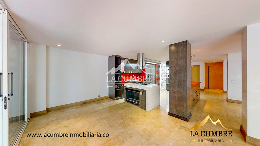 Casa de 4 alcobas en arriendo en San Lucas, Medellín, 237 m² · foto 5 de 22