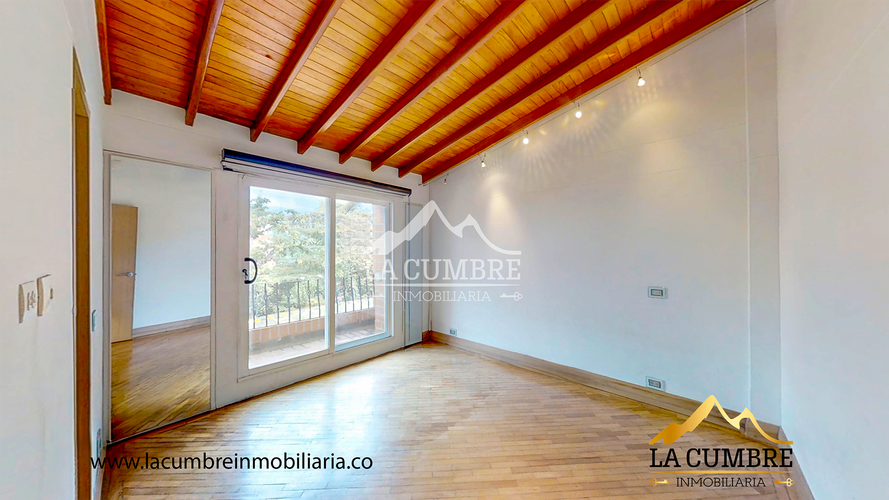 Casa de 4 alcobas en arriendo en San Lucas, Medellín, 237 m² · foto 15 de 22