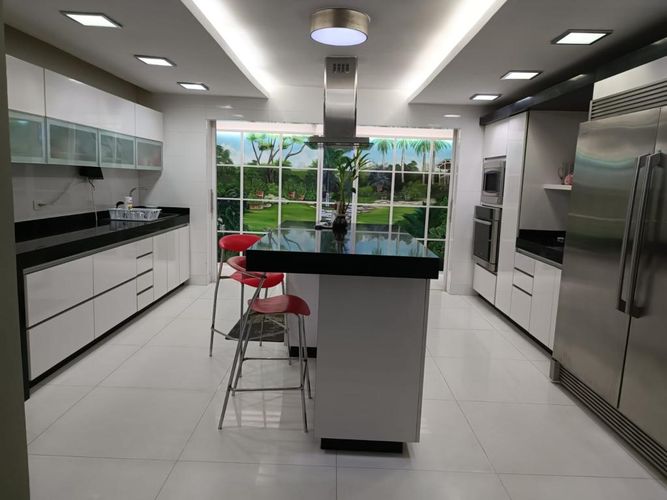 Casa de 4 alcobas en venta en Villa Santos, Barranquilla, 583 m² · foto 6 de 24