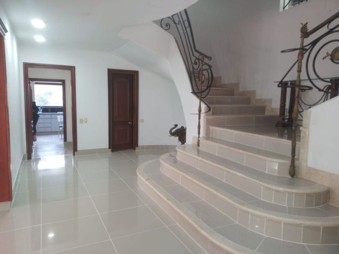 Oficina en arriendo en El Poblado, Medellín, 200 m² · foto 2 de 20