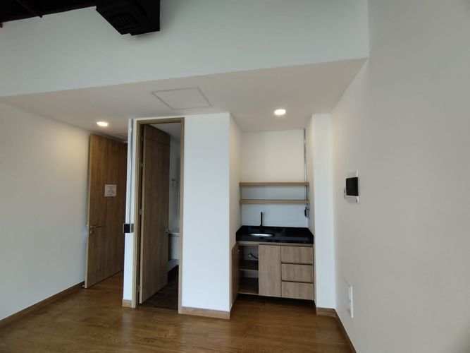 Oficina en arriendo en El Poblado, Medellín, 33 m² · foto 3 de 5