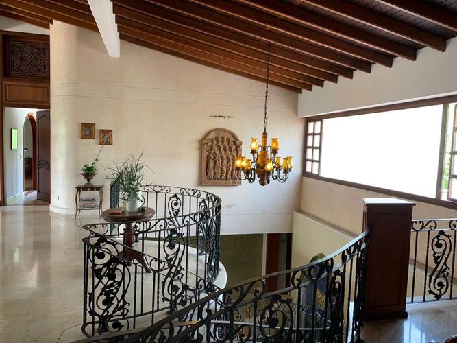 Casa de 7 alcobas en venta en Loma El Atravesado, Envigado, 785 m² · foto 7 de 24