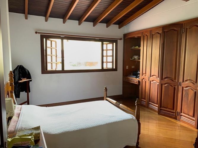Casa de 7 alcobas en venta en Loma El Atravesado, Envigado, 785 m² · foto 9 de 24