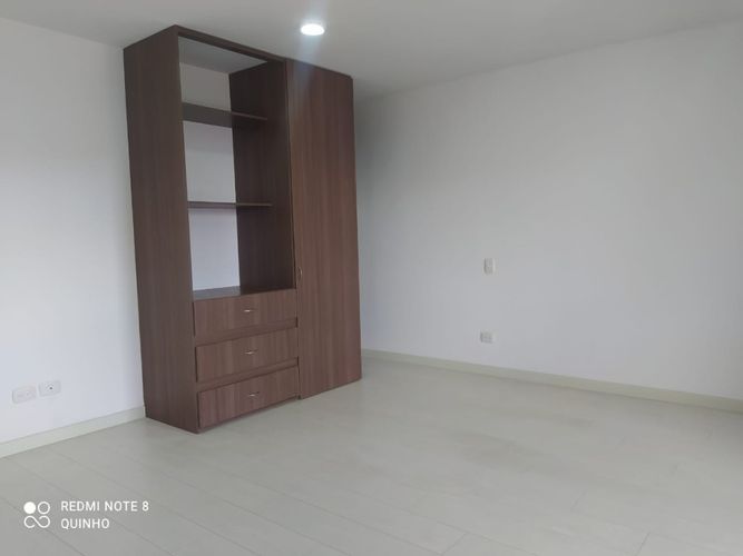 Apartaestudio en venta en Santa Teresa, Bogotá, 37 m² · foto 7 de 19