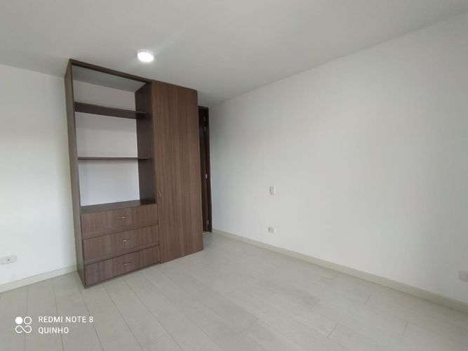Apartaestudio en venta en Santa Teresa, Bogotá, 37 m² · foto 8 de 19