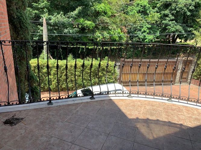 Casa de 7 alcobas en venta en Loma El Atravesado, Envigado, 785 m² · foto 14 de 24