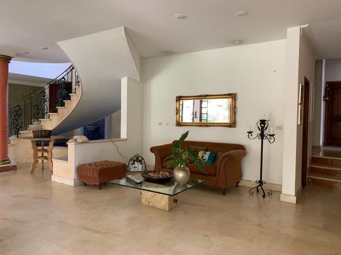 Casa de 7 alcobas en venta en Loma El Atravesado, Envigado, 785 m² · foto 17 de 24