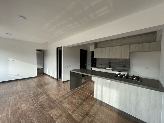 Apartamento de 2 alcobas en venta en Pantanillo, El Retiro, 62 m² · foto 2 de 16