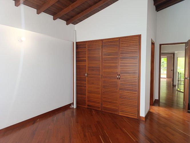 Casa de 3 alcobas en venta en El Poblado, Medellín, 260 m² · foto 11 de 20