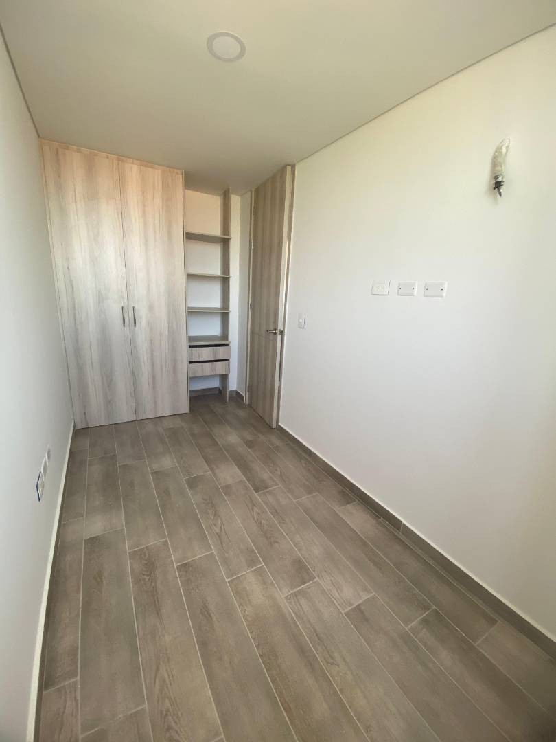 Apartamento en venta en Cr.La Castellana, Barranquilla · foto 5 de 10