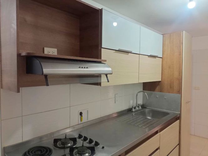 Apartamento de 3 alcobas en arriendo en El Poblado, Medellín, 110 m² · foto 5 de 14