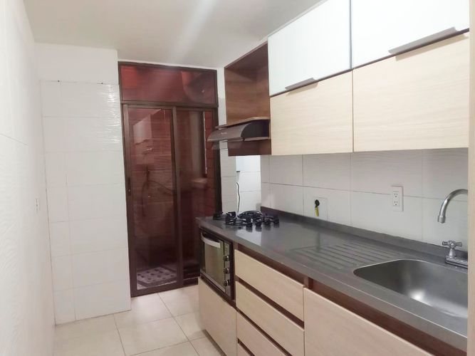 Apartamento de 3 alcobas en arriendo en El Poblado, Medellín, 110 m² · foto 7 de 14