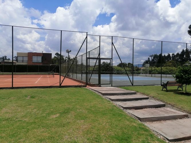 Casa de 5 alcobas en venta en Rozo, Cota, 400 m² · foto 19 de 21