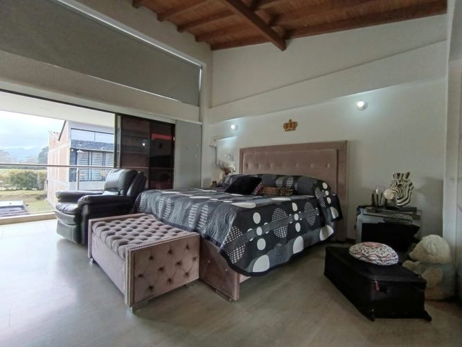 Casa de 4 alcobas en venta en Llano Grande, Rionegro, 165 m² · foto 4 de 12