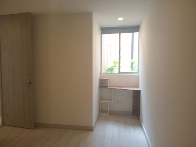 Apartamento de 2 alcobas en arriendo en El Poblado, Medellín, 64 m² · foto 10 de 17
