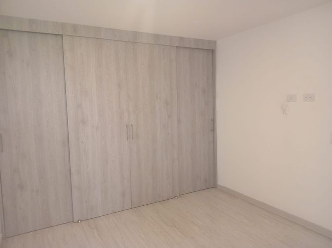 Apartamento de 2 alcobas en arriendo en El Poblado, Medellín, 64 m² · foto 11 de 17