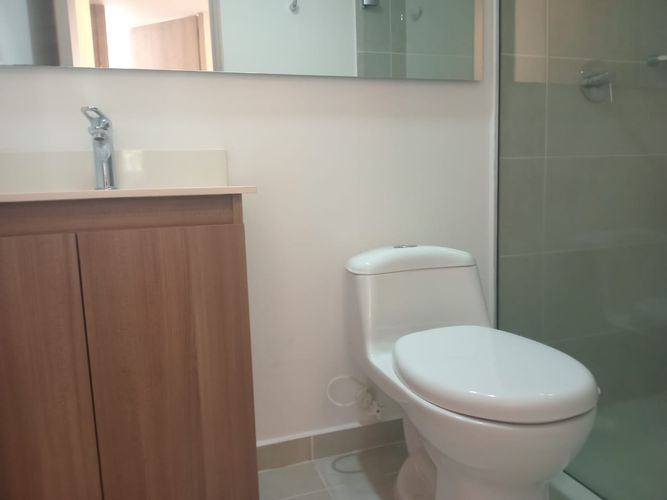 Apartamento de 2 alcobas en arriendo en El Poblado, Medellín, 64 m² · foto 15 de 17