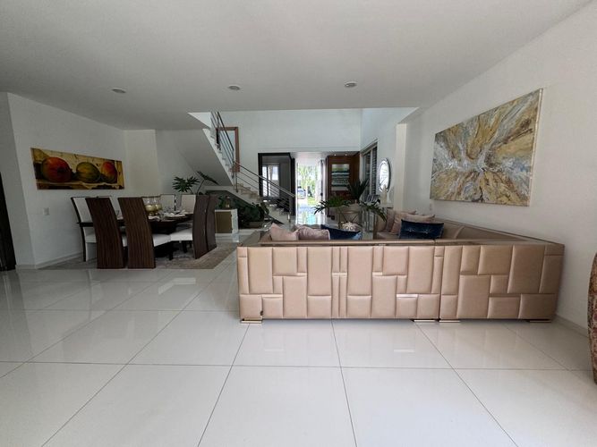 Casa de 4 alcobas en venta en Pance, Cali, 1050 m² · foto 3 de 12