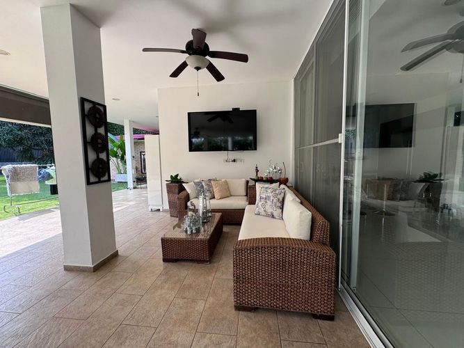 Casa de 4 alcobas en venta en Pance, Cali, 1050 m² · foto 4 de 12