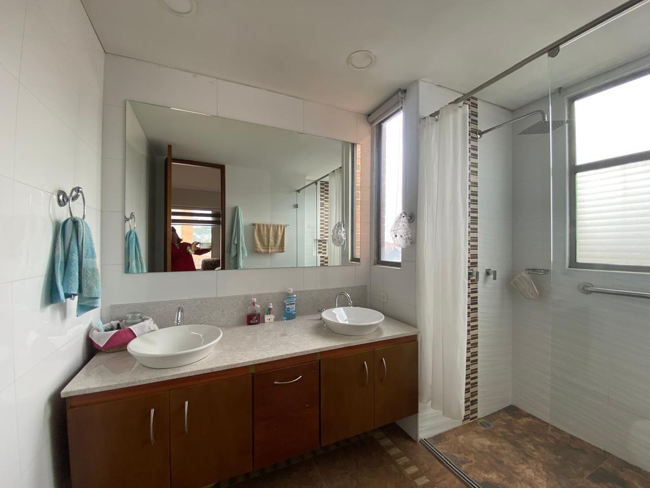 Apartamento en venta en Gratamira, Bogotá · foto 13 de 23