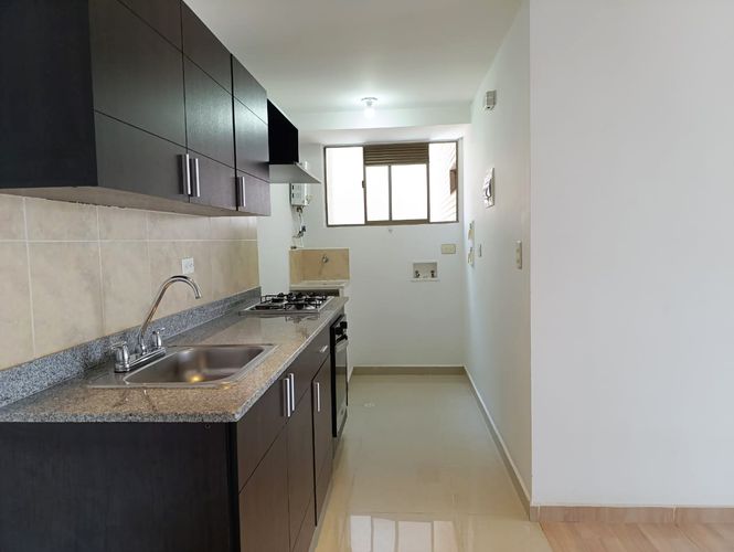 Apartamento de 3 alcobas en arriendo en El Poblado, Medellín, 78 m² · foto 5 de 18