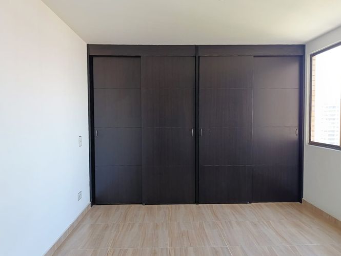 Apartamento de 3 alcobas en arriendo en El Poblado, Medellín, 78 m² · foto 12 de 18