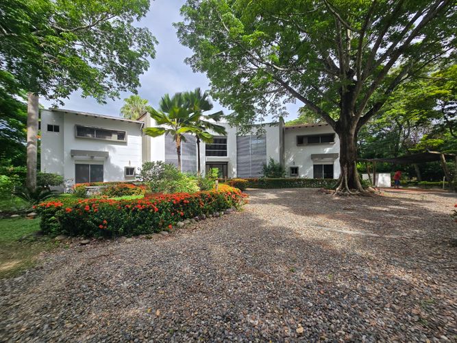 Casa de 9 alcobas en venta en Piamonte, Girardot, 600 m² · foto 9 de 24