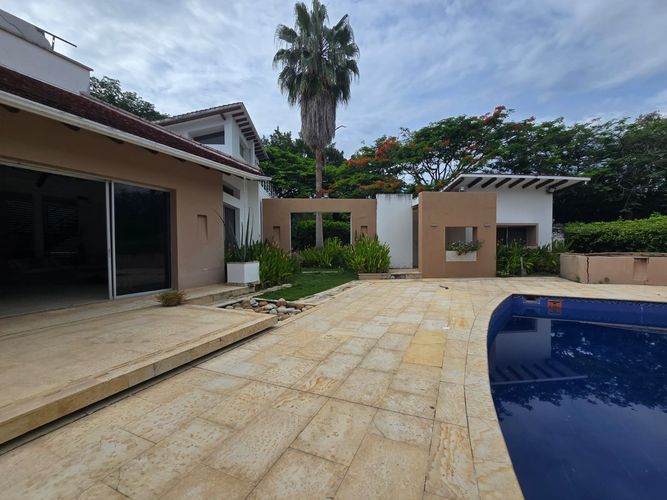 Casa de 9 alcobas en venta en Piamonte, Girardot, 600 m² · foto 4 de 24