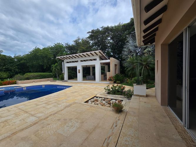 Casa de 9 alcobas en venta en Piamonte, Girardot, 600 m² · foto 7 de 24