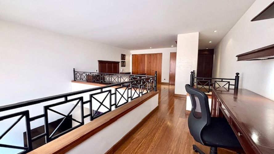 Apartamento de 1 alcoba en venta en Chicó Reservado, Bogotá, 137 m² · foto 18 de 24