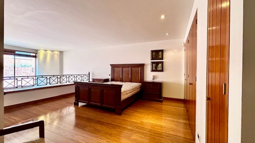 Apartamento de 1 alcoba en venta en Chicó Reservado, Bogotá, 137 m² · foto 19 de 24