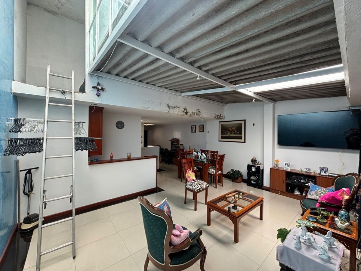 Casa en venta en Lagos De Suba, Bogotá · foto 10 de 20