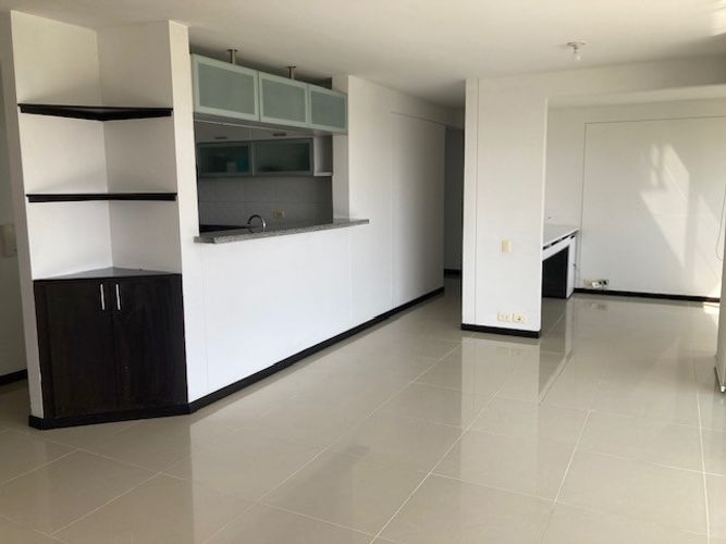 Apartamento de 3 alcobas en venta en Alfaguara, Jamundí, 107 m² · foto 5 de 24