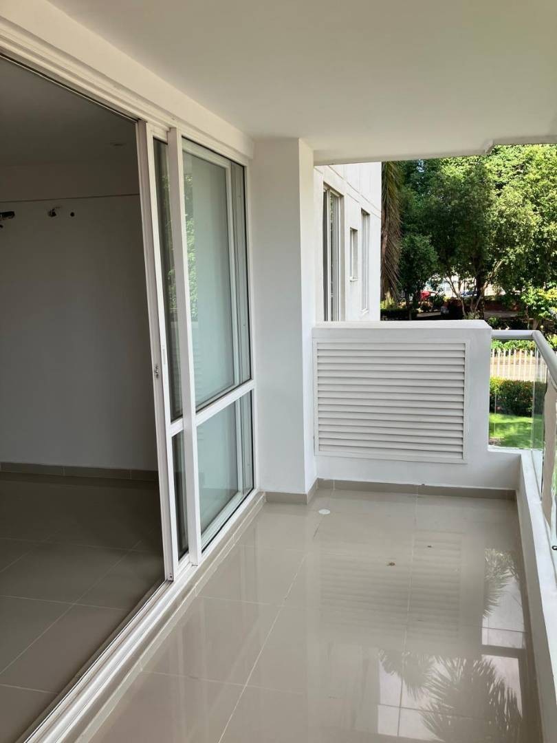 Apartamento en venta en El Recreo, Cartagena · foto 2 de 20