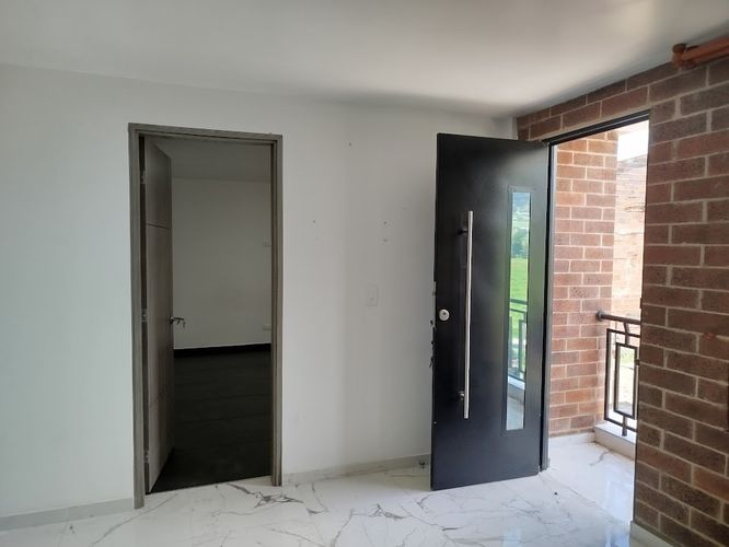 Casa de 6 alcobas en venta en Centro Tocancipá, Tocancipá, 245 m² · foto 6 de 19