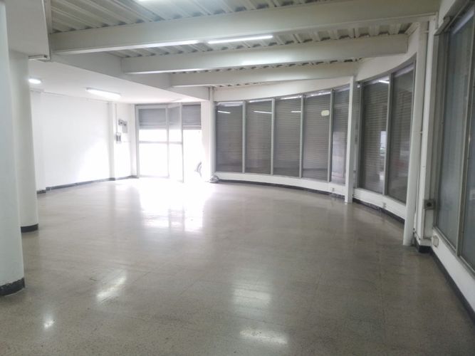 Local en arriendo en Perpetuo Socorro, Medellín, 250 m² · foto 5 de 17